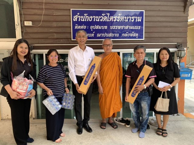 สอ.กปภ.ร่วมกิจกรรมถวายต้นเทียนพรรษาและปัจจัยอื่น ๆ เพื่อถวายเป็นพุทธบูชา ณ วัดไตรรัตนาราม
